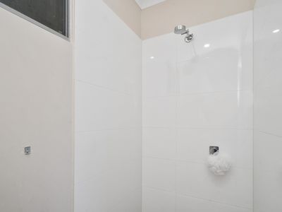 25B Banyard Avenue, Kelmscott