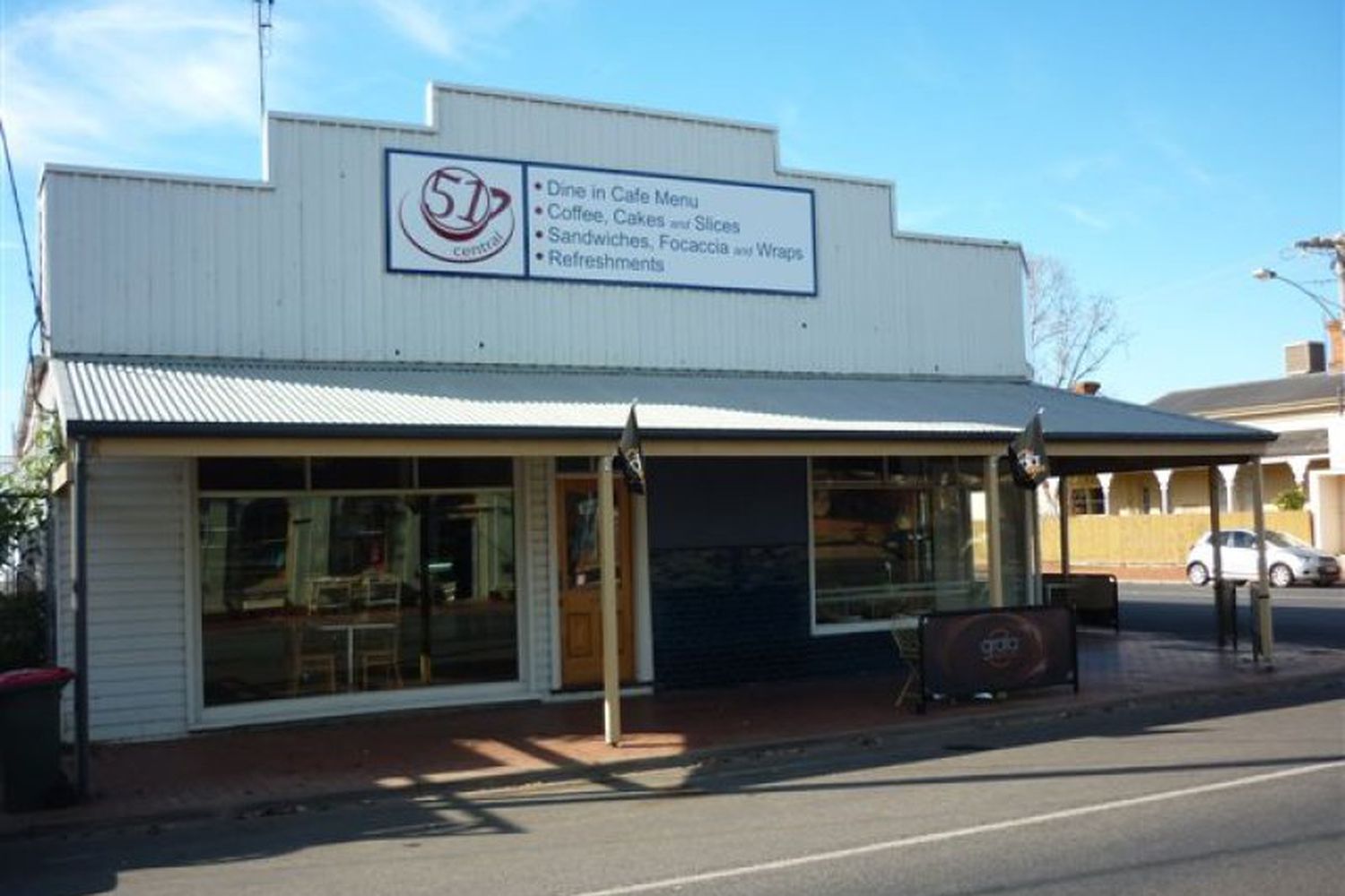 51 Woods Street , Donald