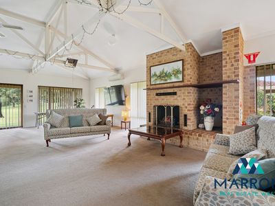 33 / 2 Theakston Green, Leeming