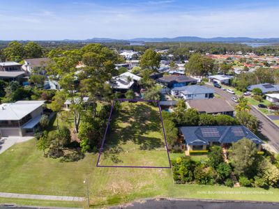 6 Anglers Avenue, Forster