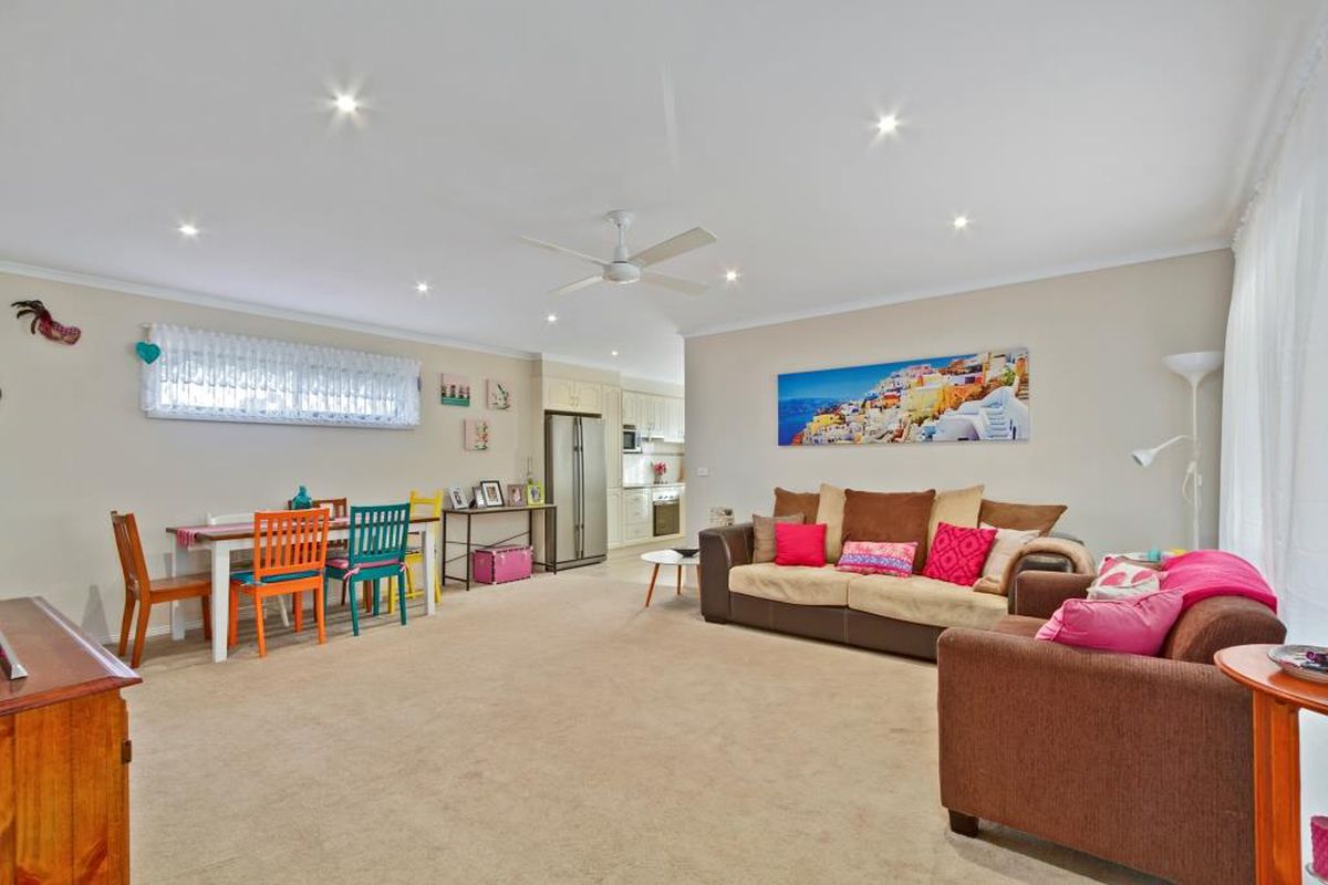 27 Greenacres / 5353 Princes Highway , Traralgon Rennie Property Sales