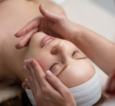 Elegant Skin and Beauty Clinic | High End Fit-out, Solid Returns and Expansion Potential