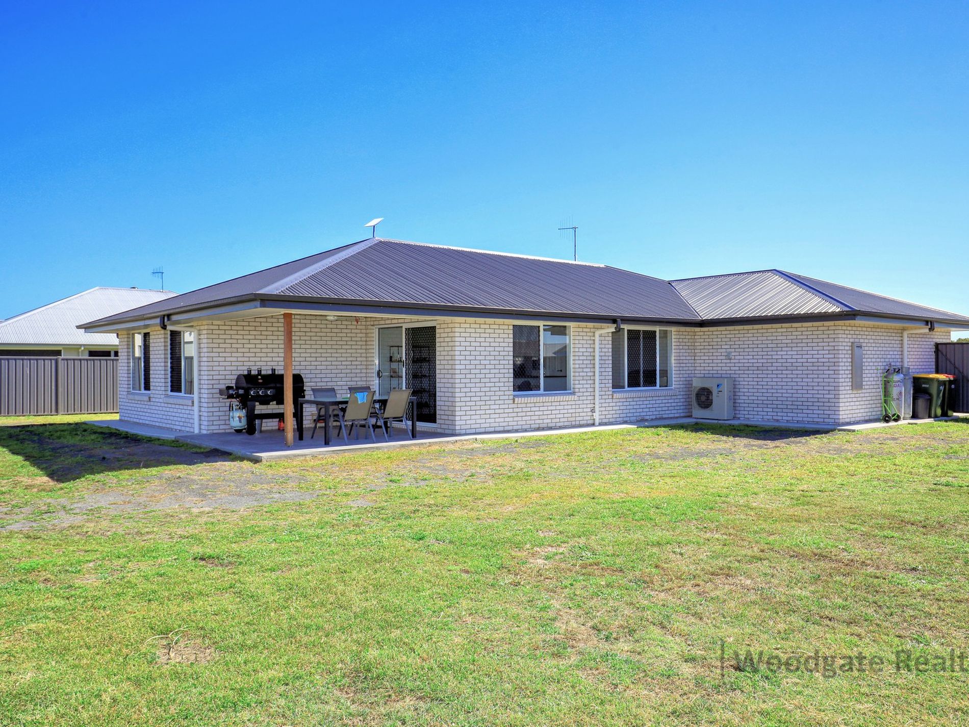 24 KINKUNA DRIVE, Woodgate