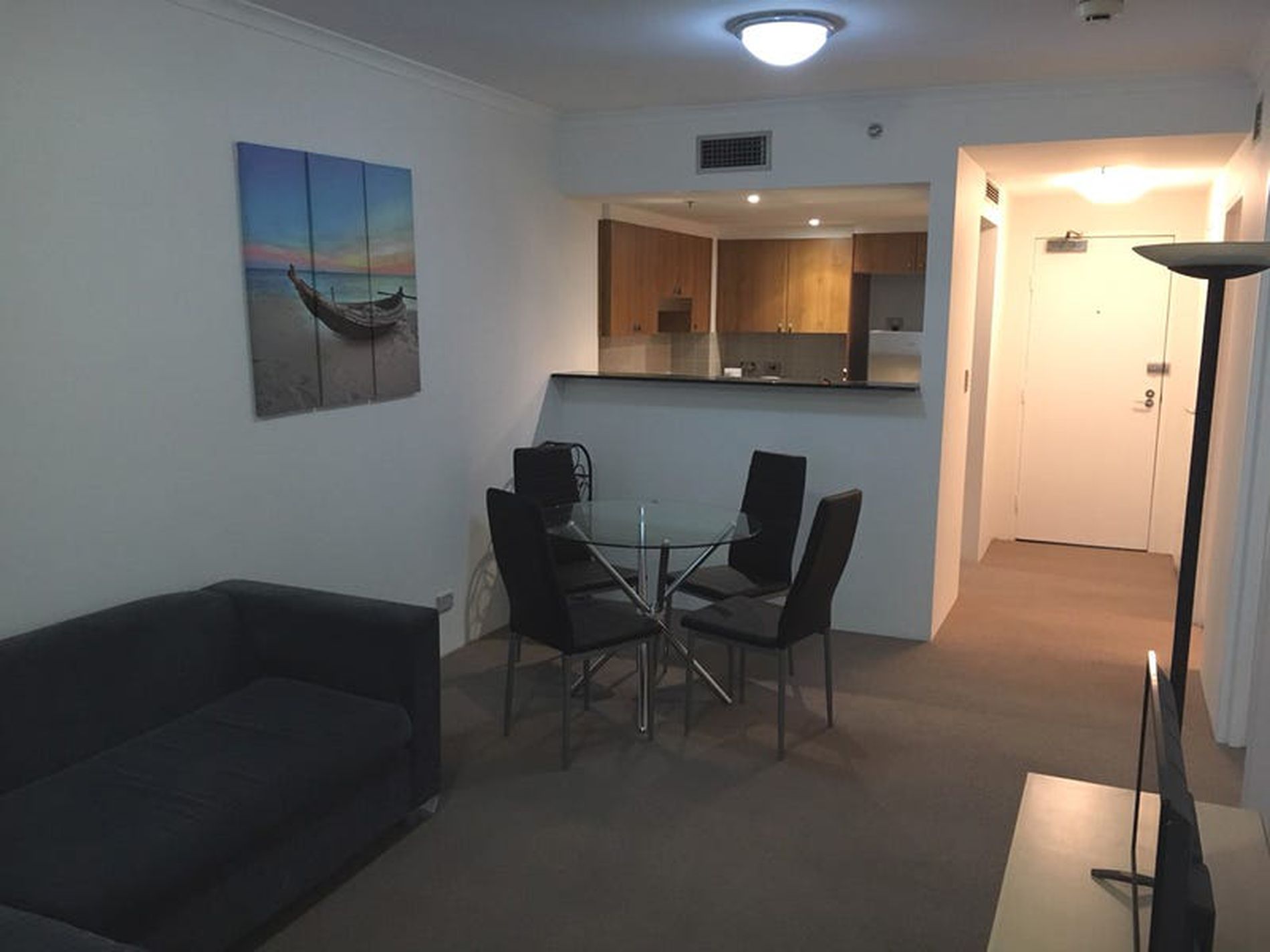 802 / 1 Hosking Place, Sydney