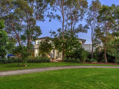 8 Margaret Crescent, Wakerley