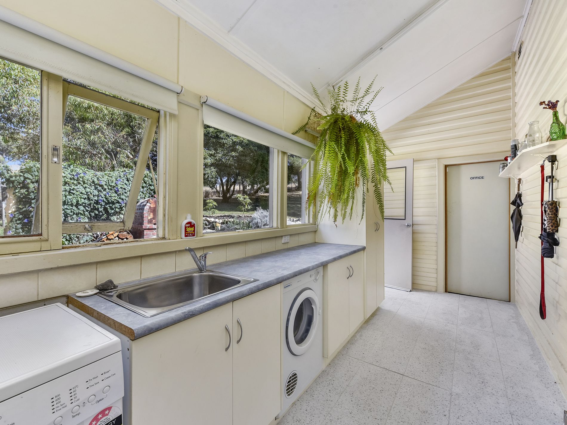 32 Edwards Lane, Millicent