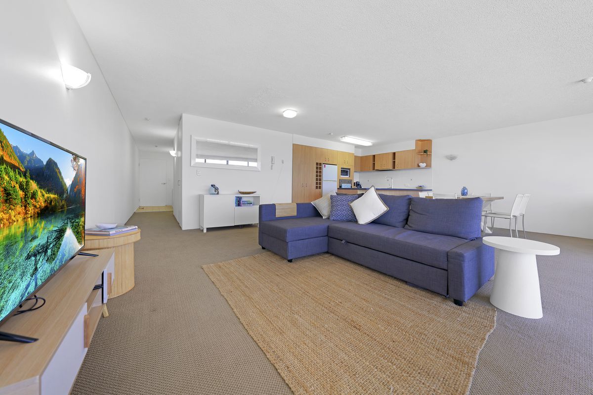 11H / 828 Pacific Parade, Currumbin