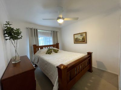 8 Earls Court, Point Vernon