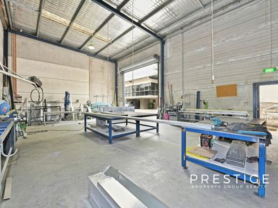 8 / 13-15 Wollongong Road, Arncliffe