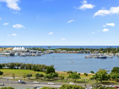 1404 / 1 Como Crescent, Southport
