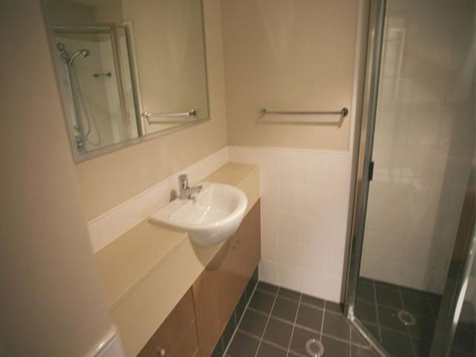 2203 / 77-81 Berry Street, North Sydney