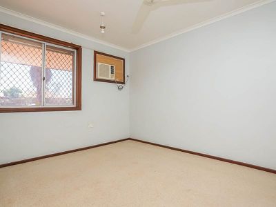 12 Etrema Loop, South Hedland