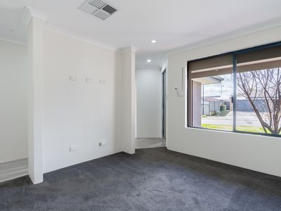 15 Jitarning Brace, Baldivis