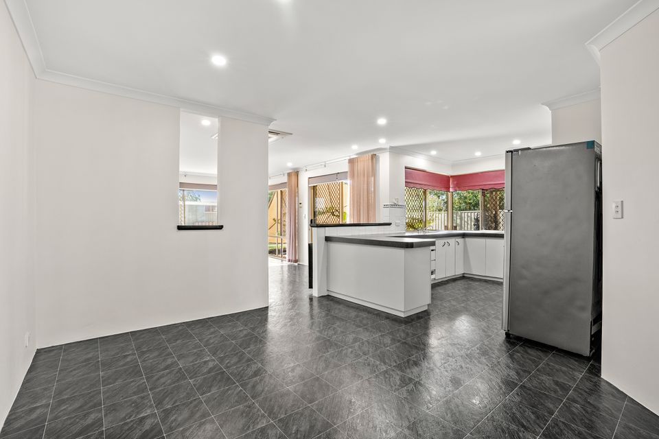 18 HAZLETT PLACE, Waikiki