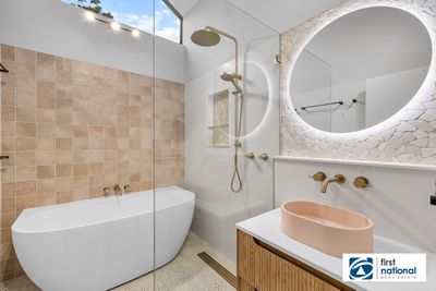 27 Myrene Avenue, Calala
