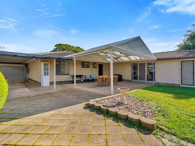 33 Saturn Crescent, Modbury North