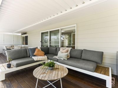 11 Belbowrie Street, Canton Beach