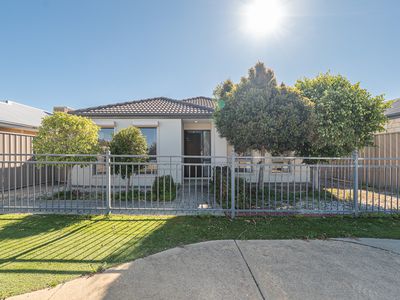 24 Figbird Way, Southern River