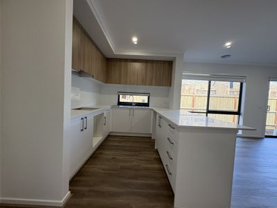 17 Shiraz Avenue, Fraser Rise