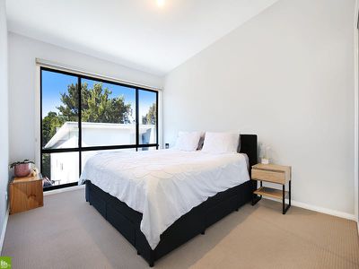 4 / 1 Hingston Close, Lake Heights