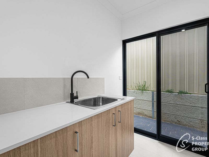 8 / 1 Webber Street, Willagee