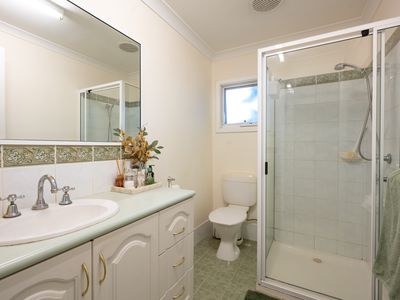 42 Lyall Street, Lamington