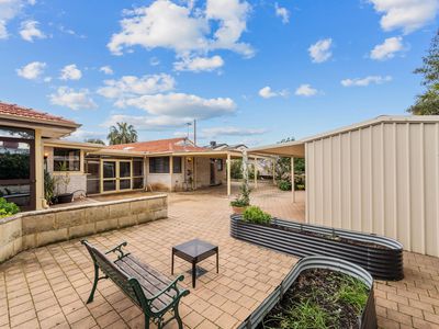 10 Hawk Grove, Willetton