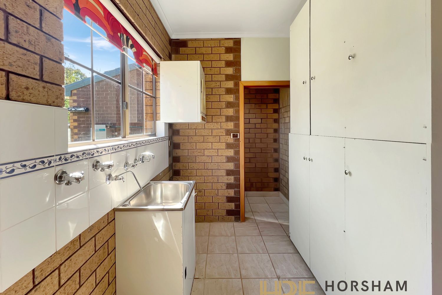 1 / 2 Byrne Street, Horsham