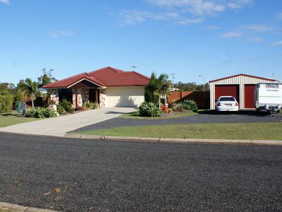 1 Sundew Ct, Woodgate