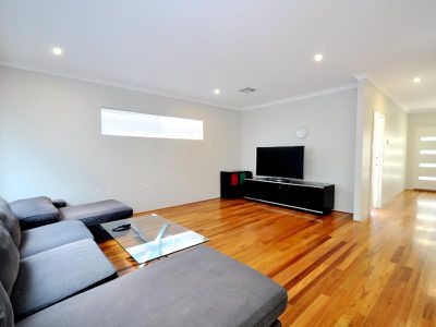 8C Fry Place, Woodlands