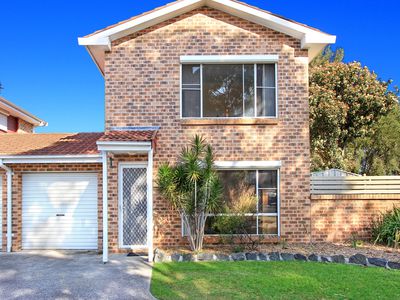 4 / 2 Windang Street, Albion Park Rail