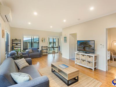 105 Cresswick Parade, Dalmeny