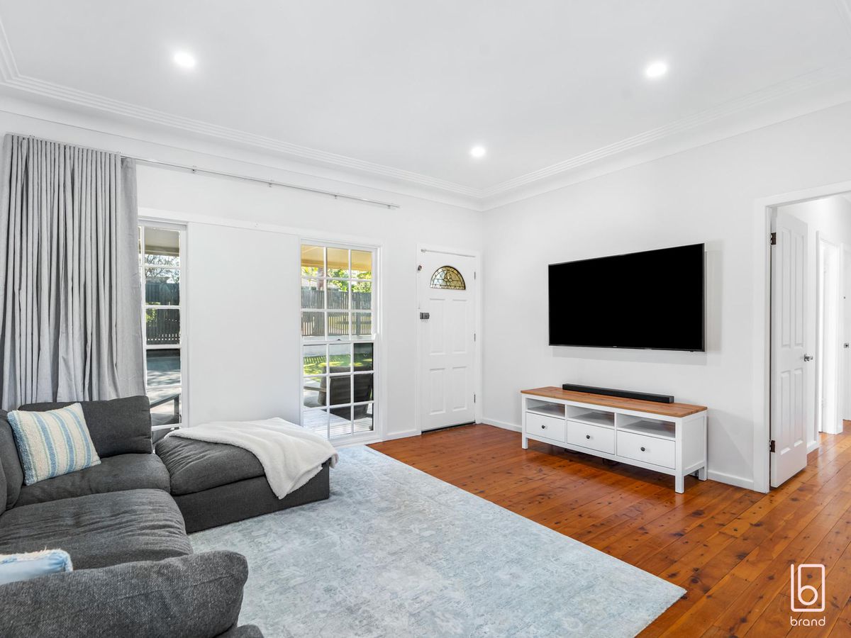 1 Swan Street, Kanwal