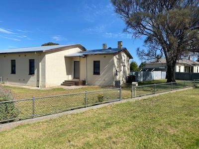 1 Bowman Street, Millicent