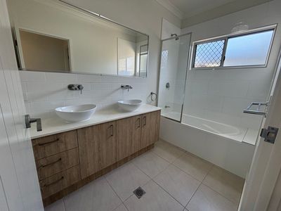 52 / 8 Petrie Street, South Mackay