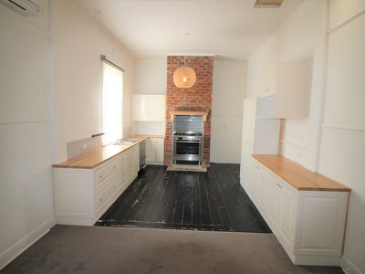 69 Balliang Street, South Geelong