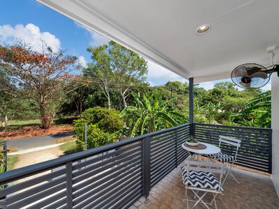 16 Acacia Street, Holloways Beach