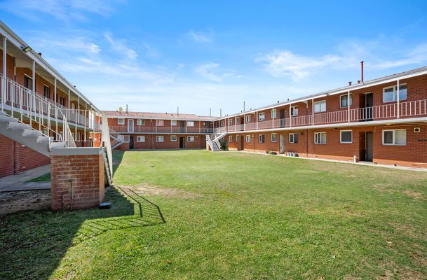 2 / 15 Corvus Place, Rockingham