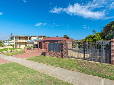 8 Foreshore Vista, Yanchep