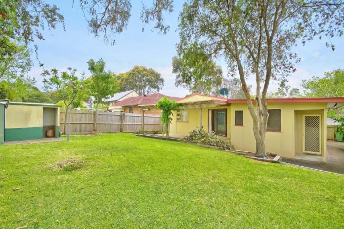 16 Heights Crescent, Wamberal
