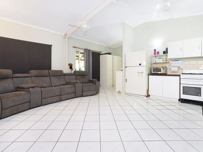 30 Port Mar Street, Moulden