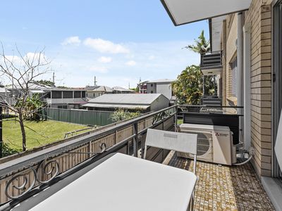 2 / 313 Lancaster Road, Ascot