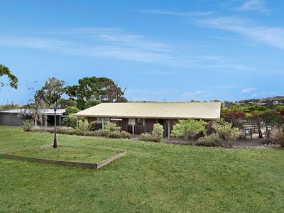 225 North Harcourt Road, Harcourt North