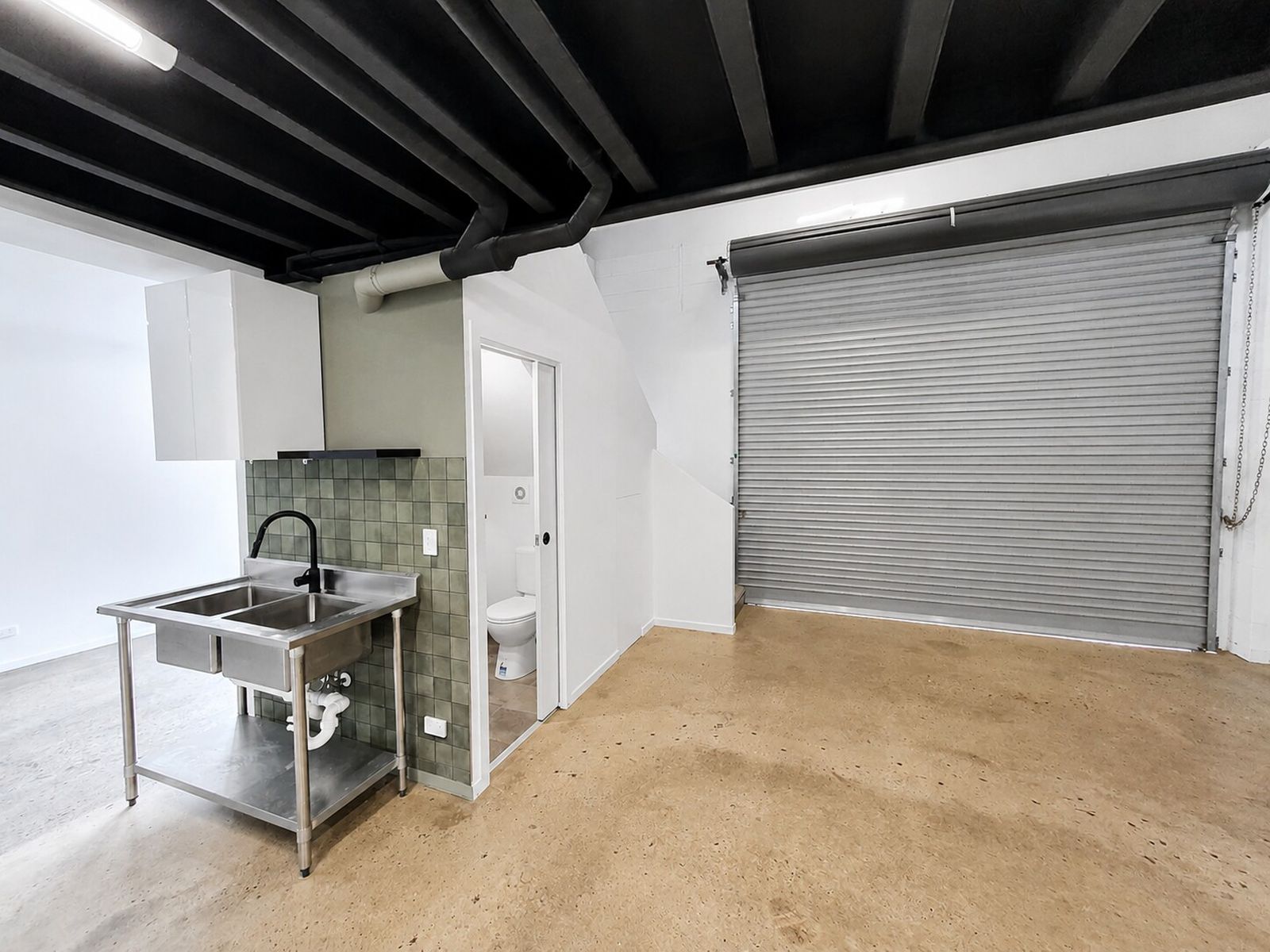 1 / 12 Simpson Street, Kirra