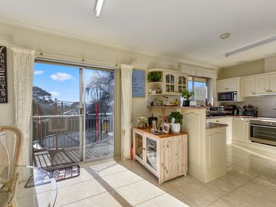 11 Hutchesson Street, Millicent