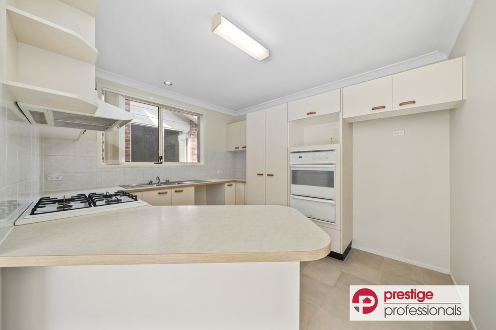 11 Gracemere Court, Wattle Grove