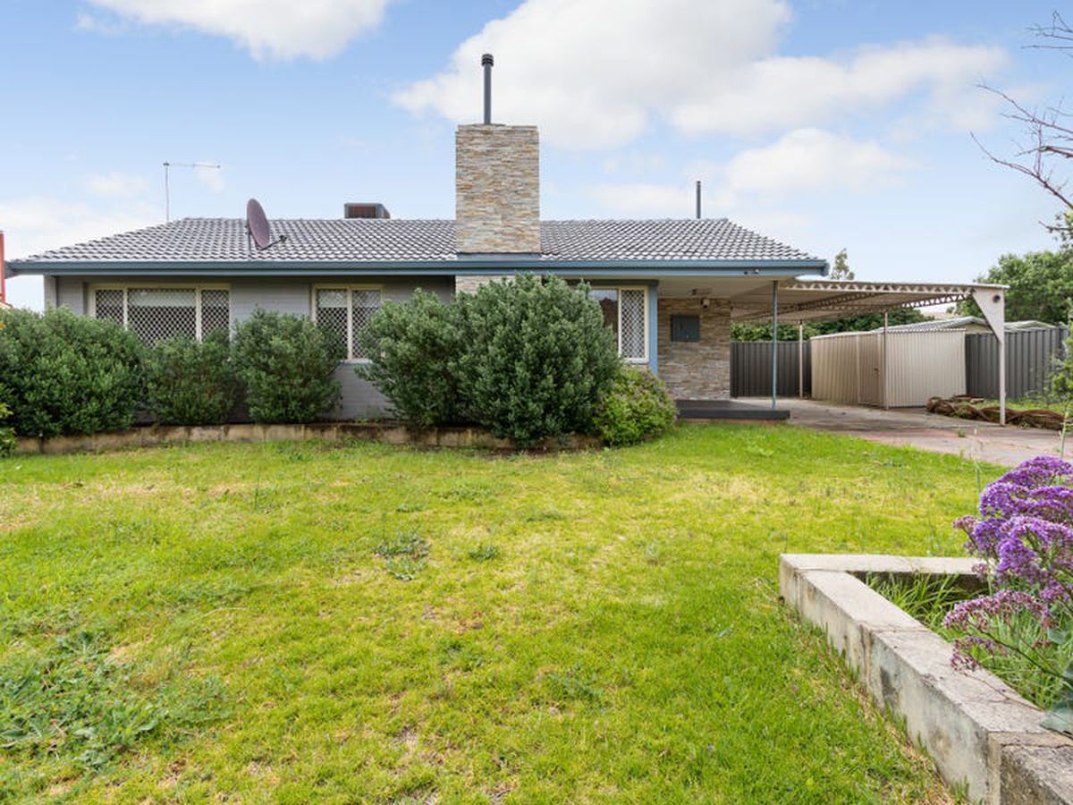 17 Devereux Street, Armadale