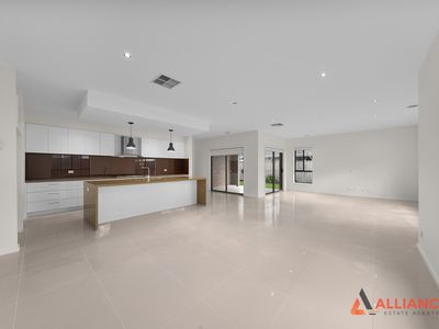 19 Honey Flower Way, Greenvale