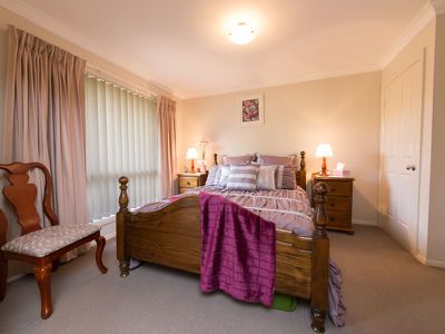 3 / 5 John Brass Place, Dubbo