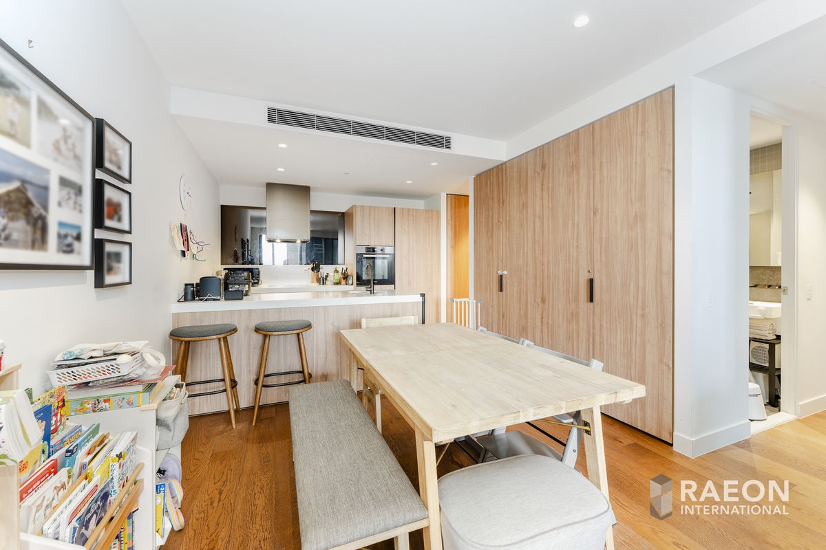 1613 / 18 Claremont St, South Yarra